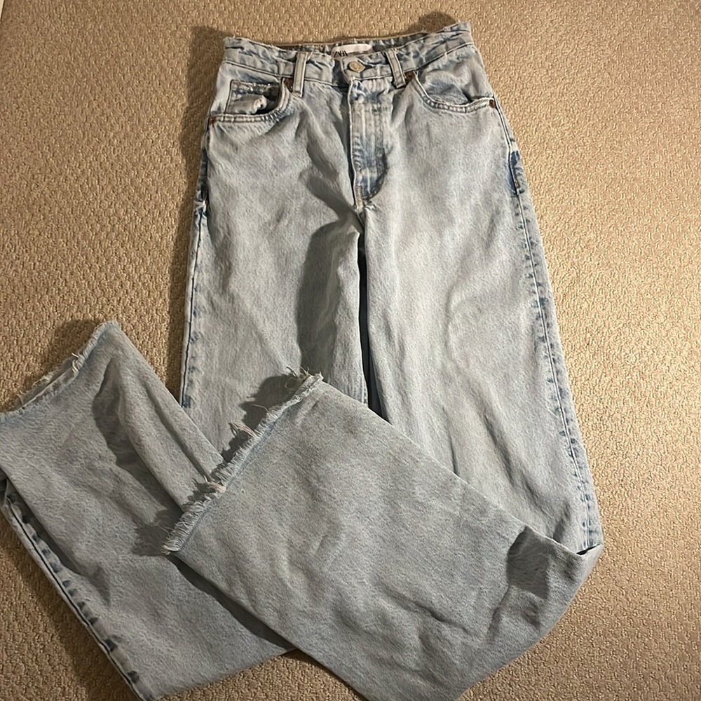 Zara wide-legged jeans size 2 women